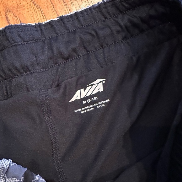 Athletic Shorts Bundle {2 Pairs} Nike & Avia Black and White Size Medium - Picture 4 of 7